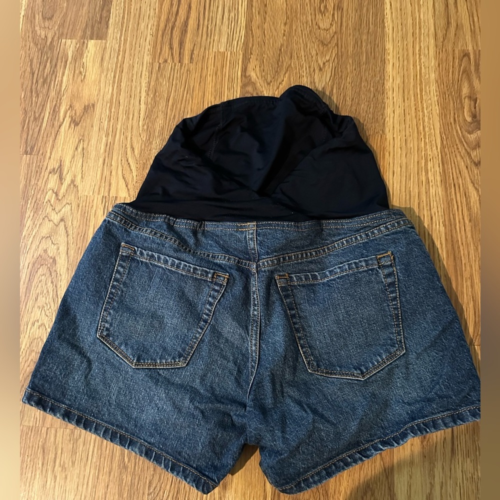 Isabel Maternity by Ingrid & Isabel Blue Jean Shorts